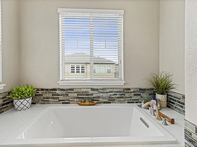 14828 Haley Ave — Photo 24