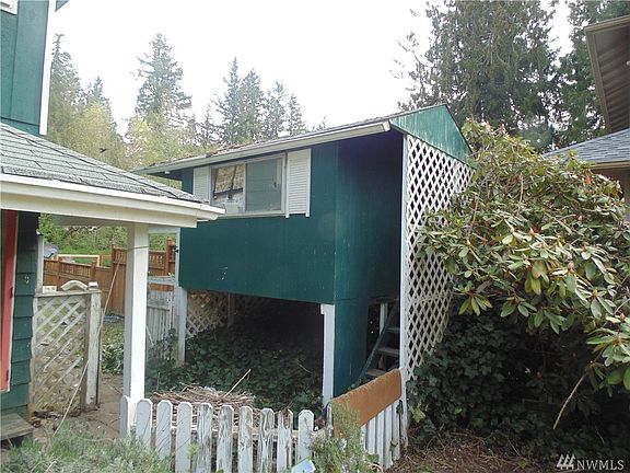 4th image of 18512 Cedar Park Ln SE