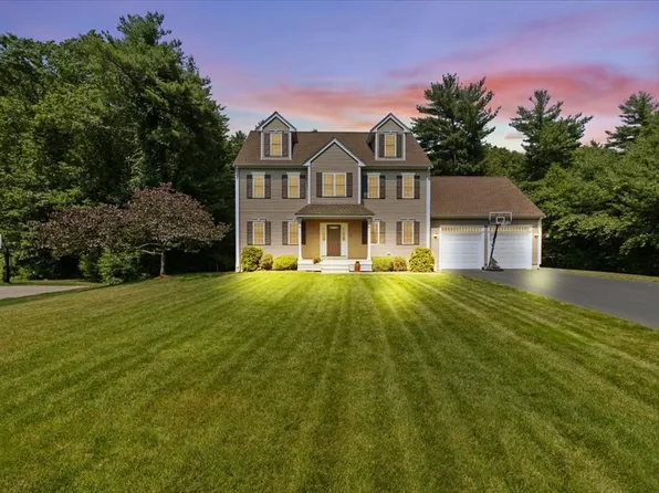45 White Pines Rd, Bridgewater, MA 02324