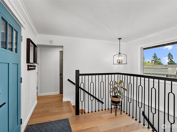 4th image of 13226 67th Avenue NE