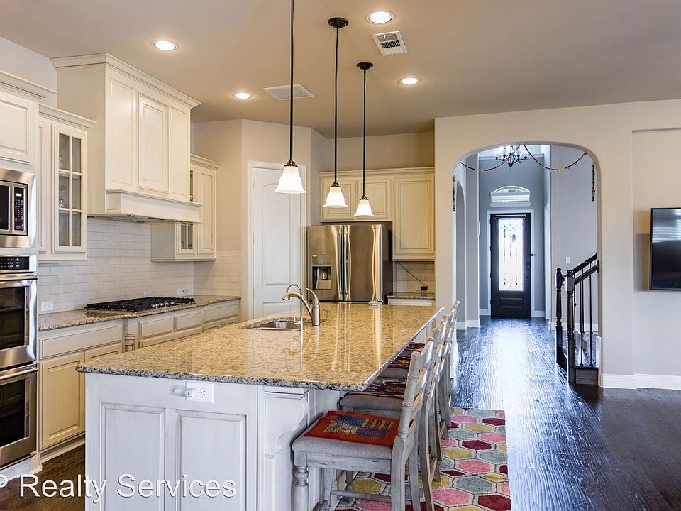 1st image of 1117 Angel Falls Dr