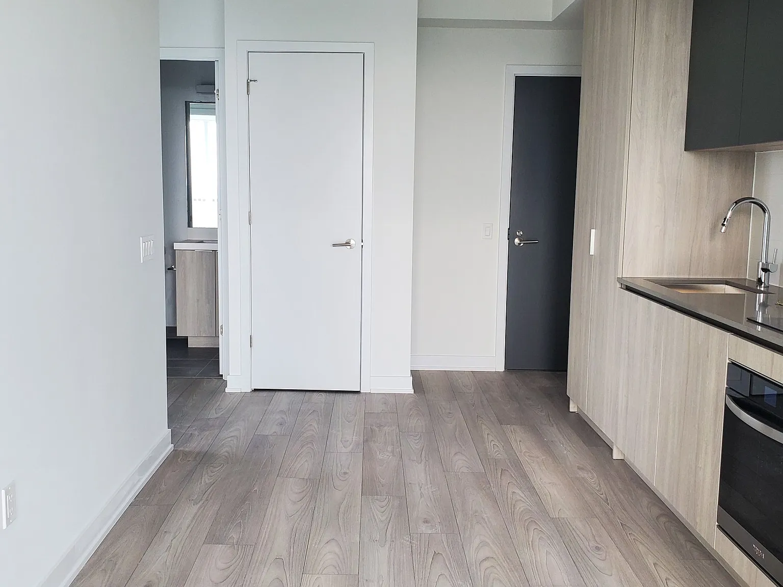 2 bed, $2,700 — Photo 3