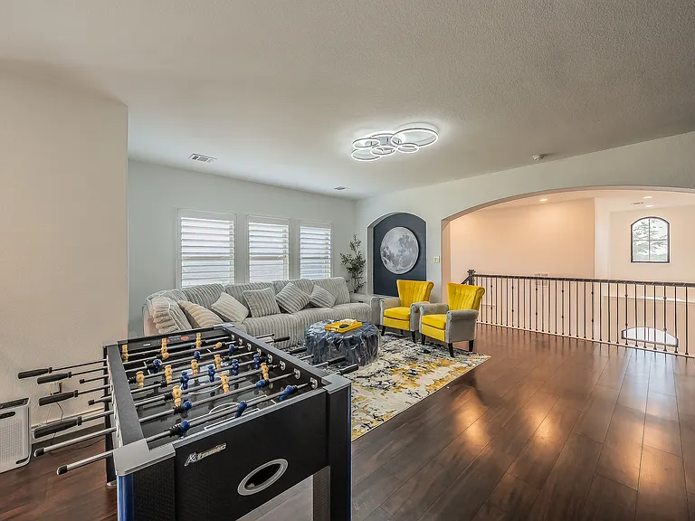 1742 Holmwood Dr — Photo 21