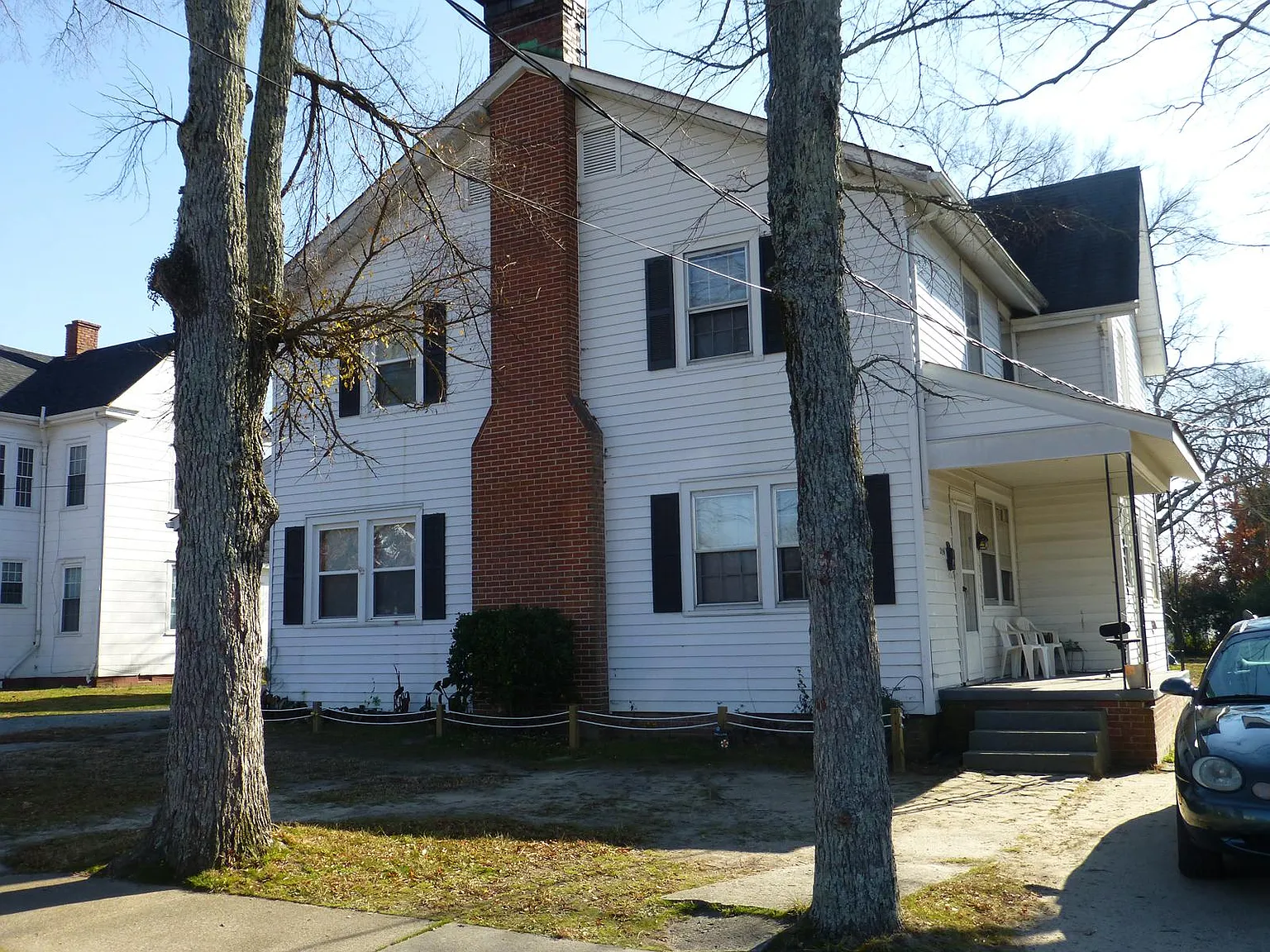 3 bed, 1.5 bath, 1000 sqft, $1,400 — Photo 1