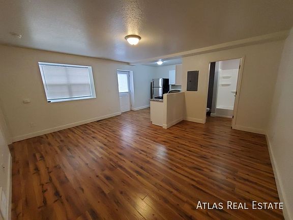 5th image of 105 W Union Ave