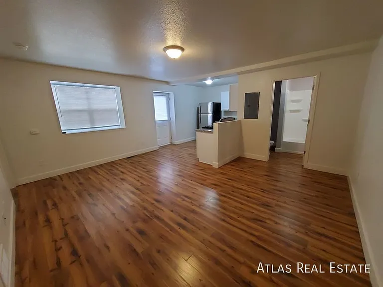 105 W Union Ave — Photo 5