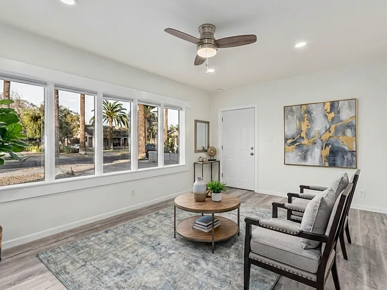 549 W Portland St #551 — Photo 1