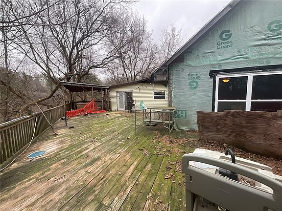 3rd image of 10880 Sandy Hill Rd