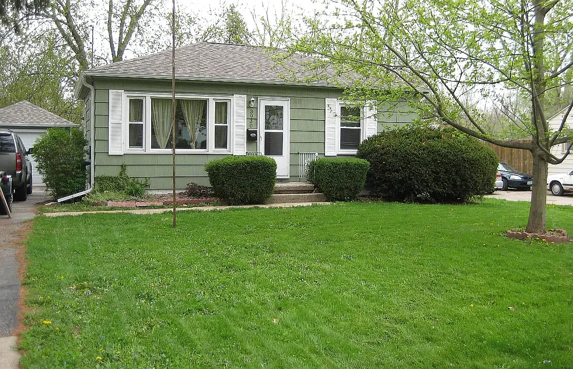 2 bed, 850 sqft, $1,500 — Photo 2