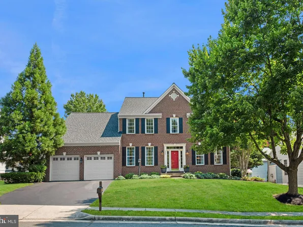 205 Lawnhill Ct SW, Leesburg, VA 20175