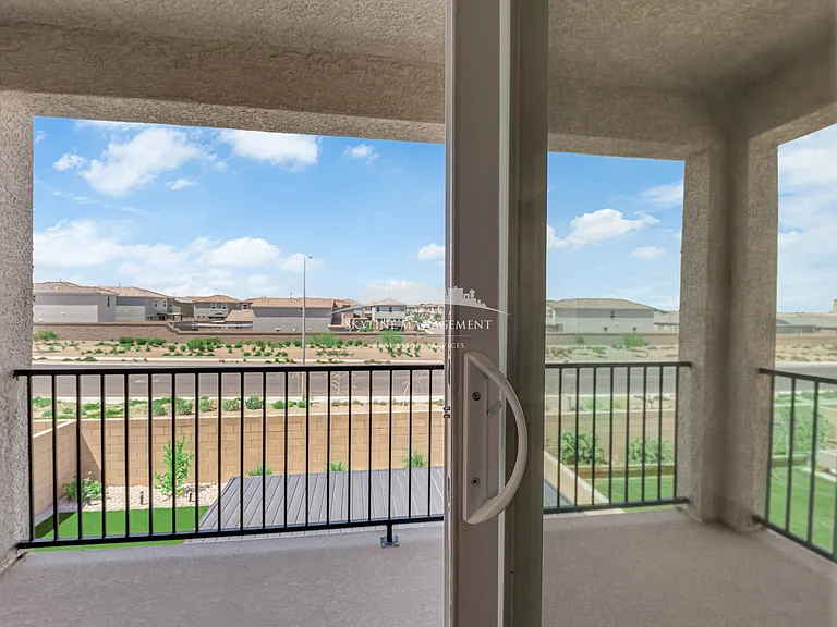 4066 Painted Lady Ave — Photo 37