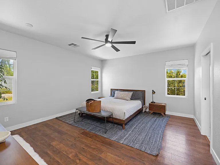1294 E Apricot Ln — Photo 18