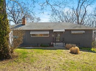 5617 Perry Ln, Merriam, KS 66203