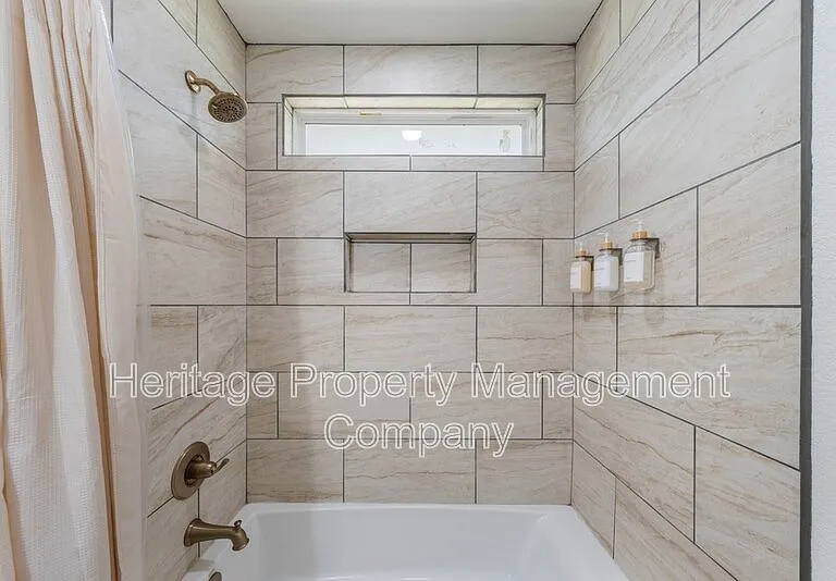 908 Liberty Ave — Photo 19