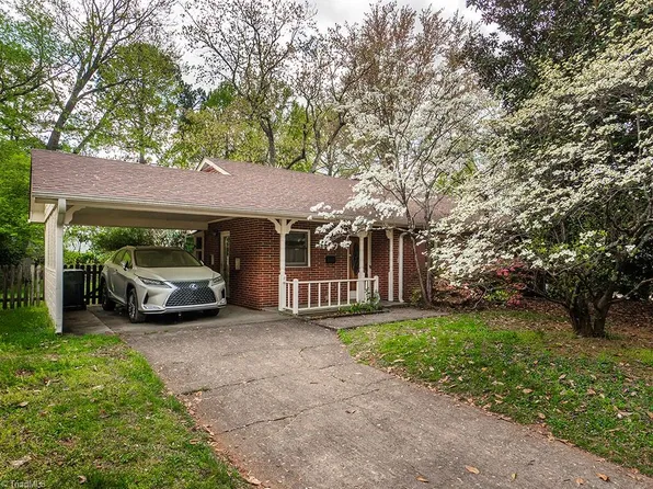 1119 W Cornwallis Dr, Greensboro, NC 27408