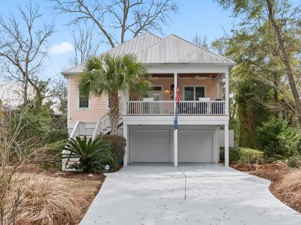 43 Cottage Dr., Murrells Inlet, SC 29576