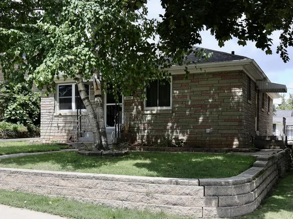 1720 Monroe AVENUE, South Milwaukee, WI 53172