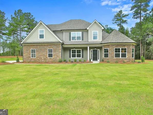 132 Wet Wood Dr #8, Fairburn, GA 30213