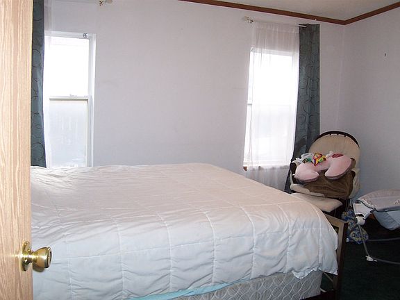5th image of 2521 W 8th St
