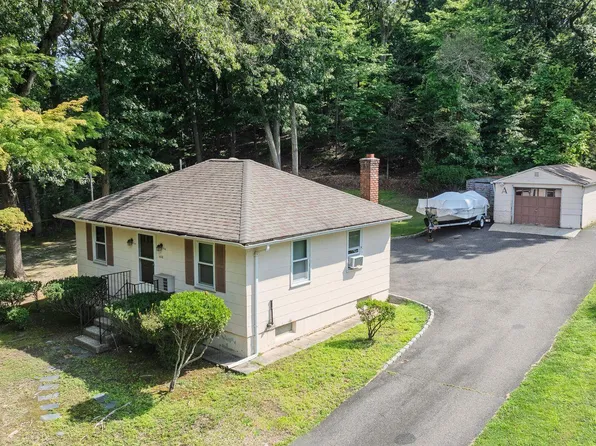 468 Old Bridge Road, Northport, NY 11768