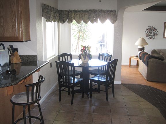 3rd image of 2421 Canal Dr