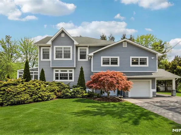 303 Pershing Ave, Ridgewood, NJ 07450