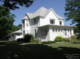 517 N Kniss Ave, Luverne, MN 56156
