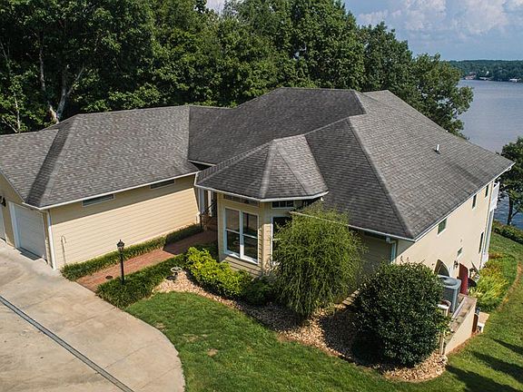 3rd image of 59 Doe Ct