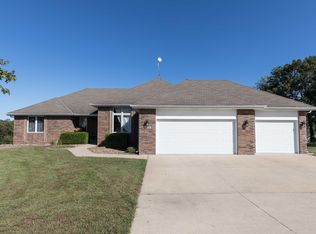 1482 S Gregg Rd, Nixa, MO 65714