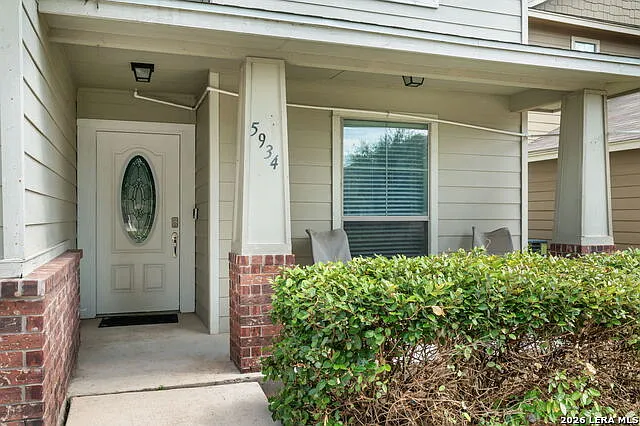 4 bed, 3.5 bath, 2757 sqft, $2,195 — Photo 3