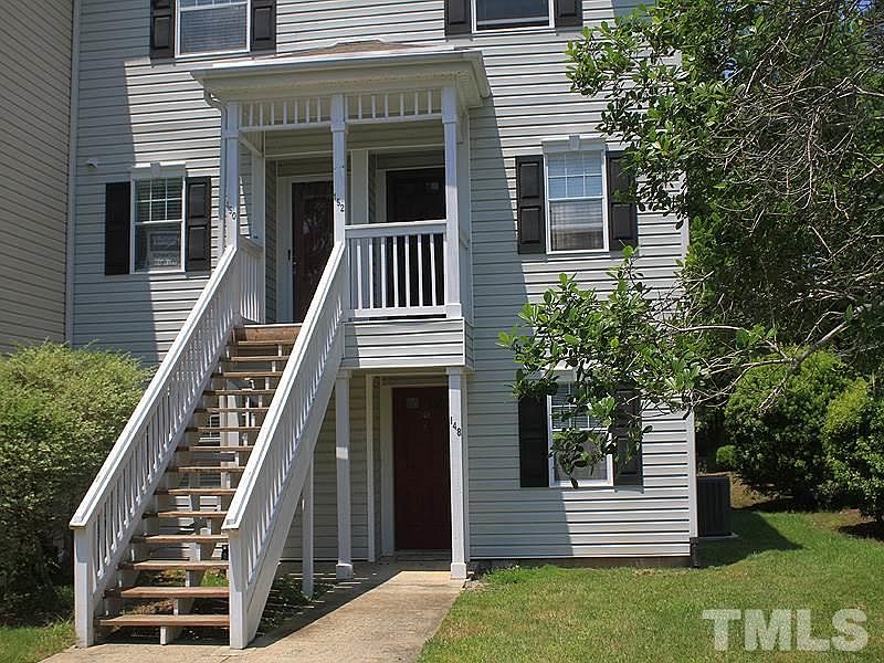 1st image of 148 Kingsbury Dr #13-C