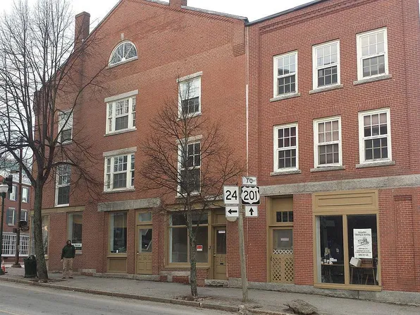 203 Water St #302, Gardiner, ME 04345