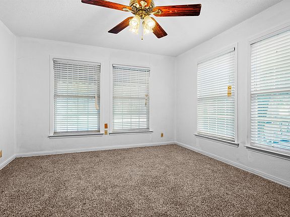 4th image of 3233 Jane Ln