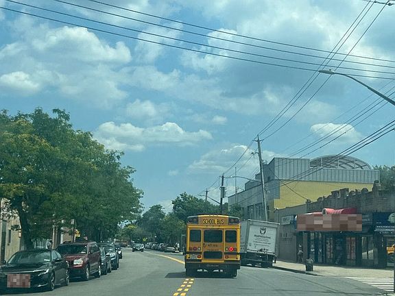 5th image of 10432 203rd St