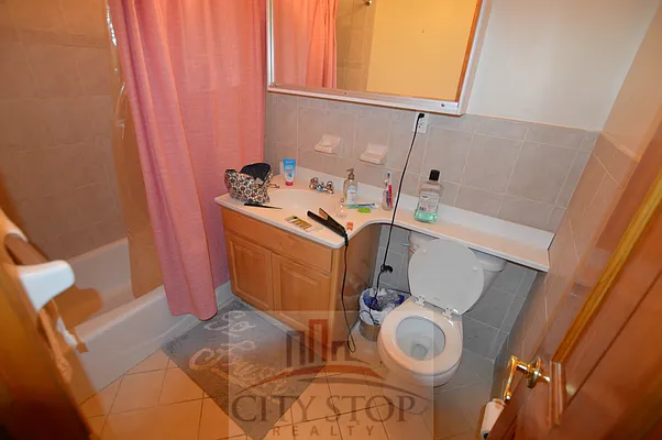 Rented by City Stop Realty | media 38