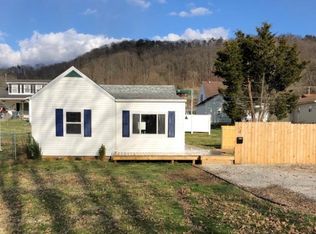 4 Main Ave, Nitro, WV 25143