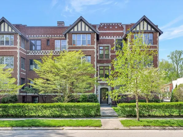 807 W Church St APT 8, Champaign, IL 61820