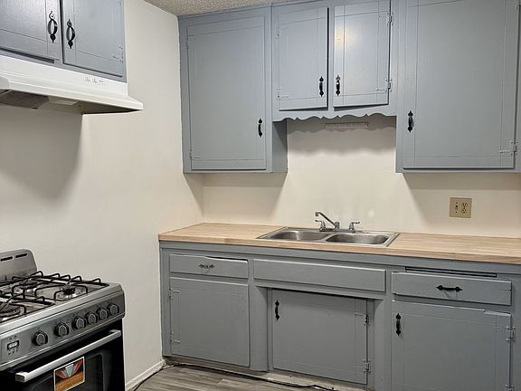 3rd image of 735 B Ave