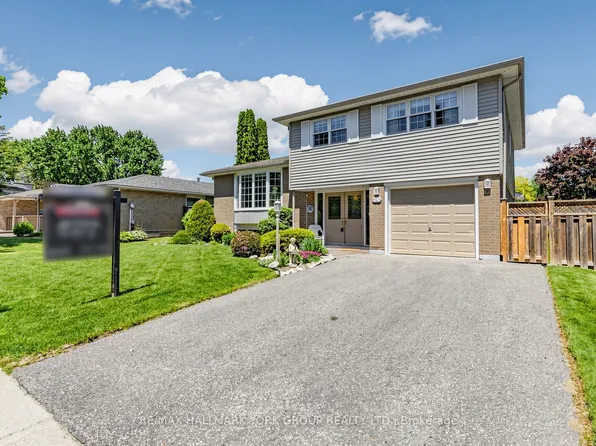 24 Devins Dr, Aurora, ON L4G 2Z1