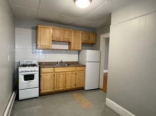 9 Surfside Rd APT 5, Lynn, MA 01902