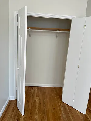 Rented by Prime Square Realty | media 10