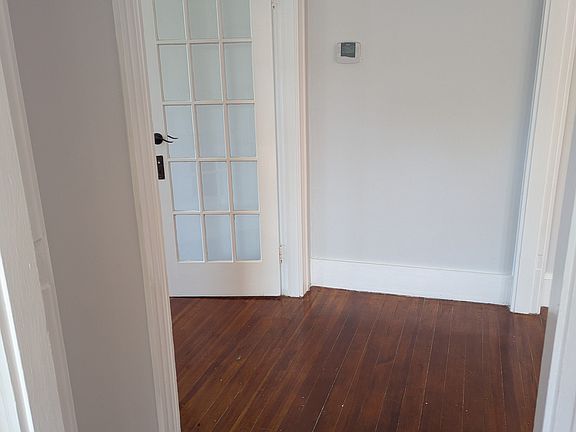 Primary entry way