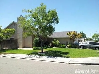 2323 Clipper Ln photo 1