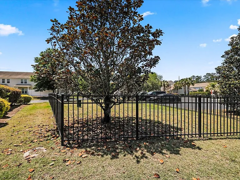 205 Sonata Cir — Photo 29