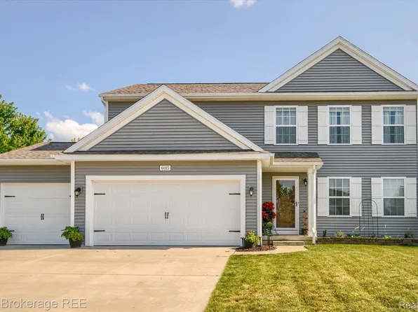 6015 Bluefield Dr, Linden, MI 48451