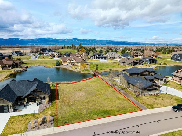 1114 Lake Pointe Dr, Bigfork, MT 59911