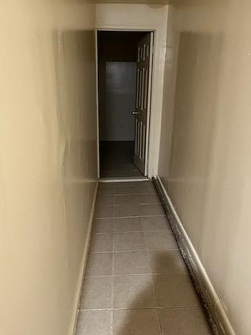 2nd image of 1250 Stratford Ave #B