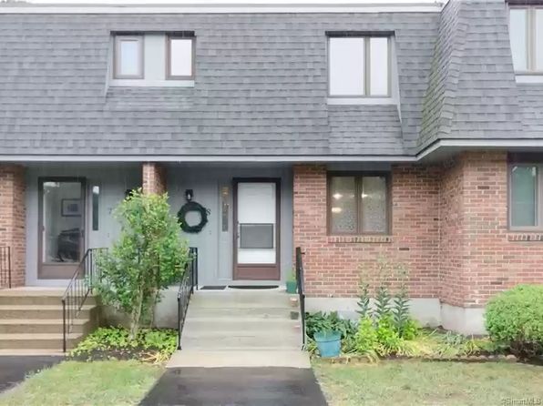 32 Upper Pattagansett Rd UNIT 8