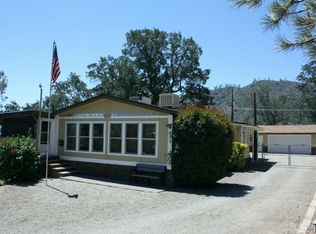207 Tillie Creek Rd, Wofford Heights, CA 93285