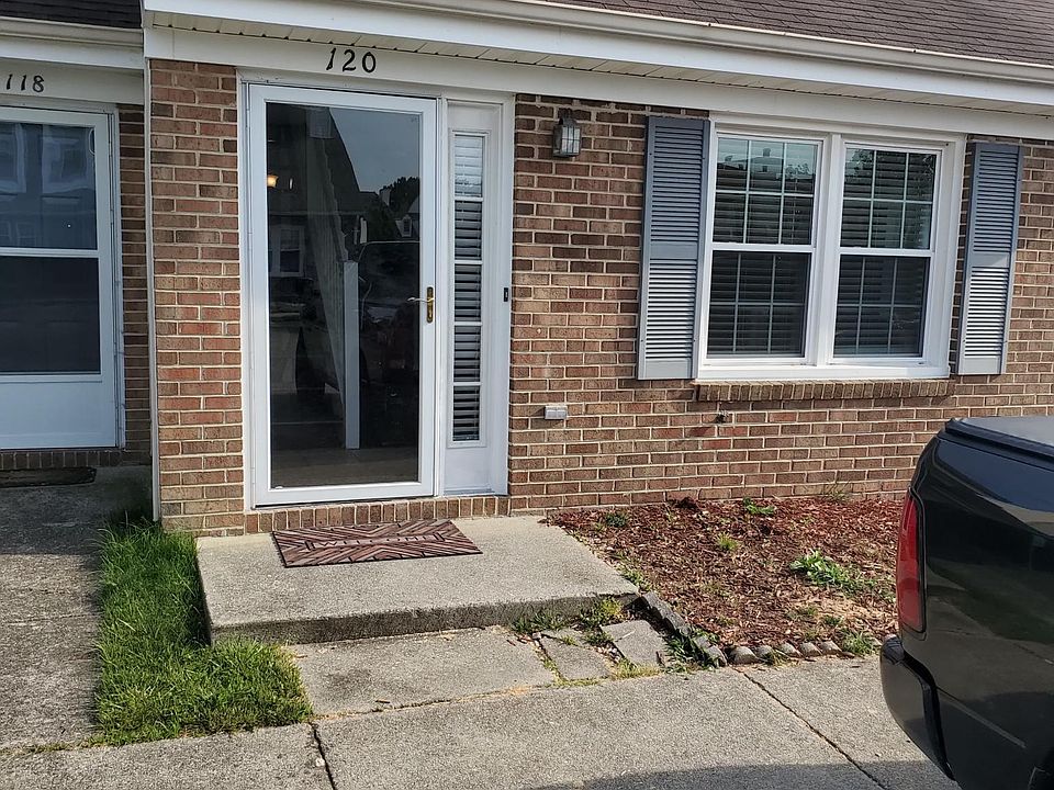 1st image of 120 Parkway Dr